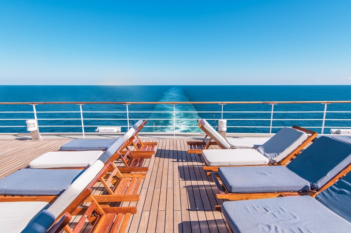 cruise-ship-deck