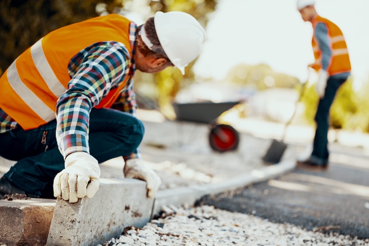 sidewalk-construction