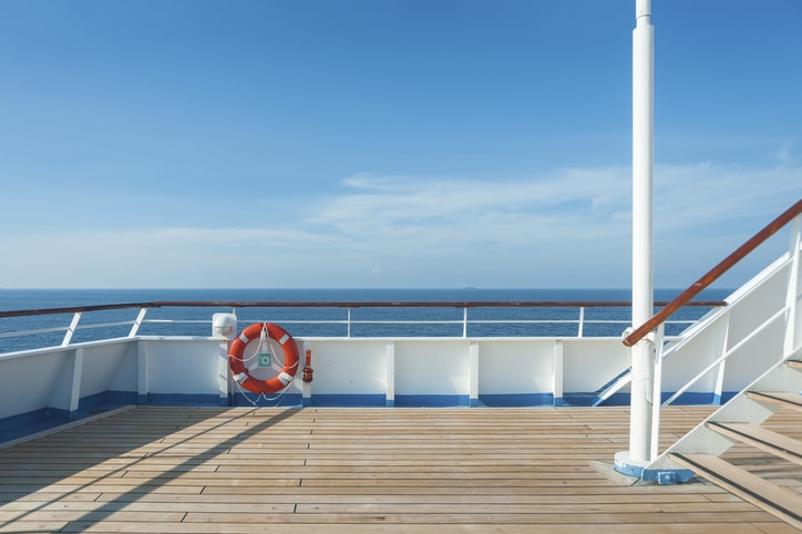 cruise-ship-deck