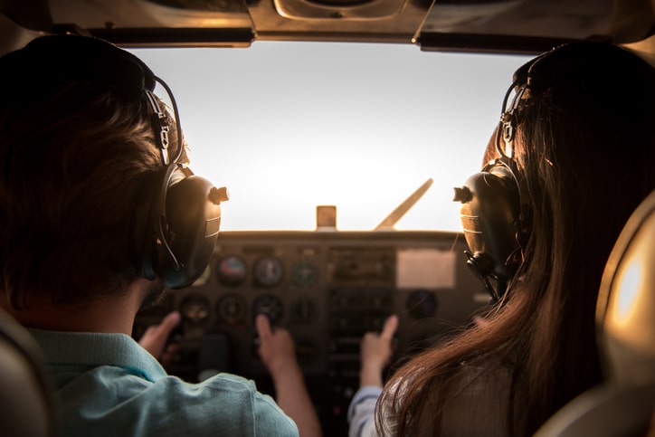 co-pilots-in-aircraft