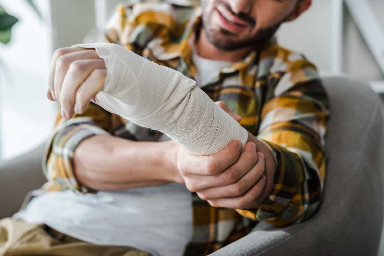 Crash Fracture and Broken Bone: Claims, Compensation, and Settlement | WKW